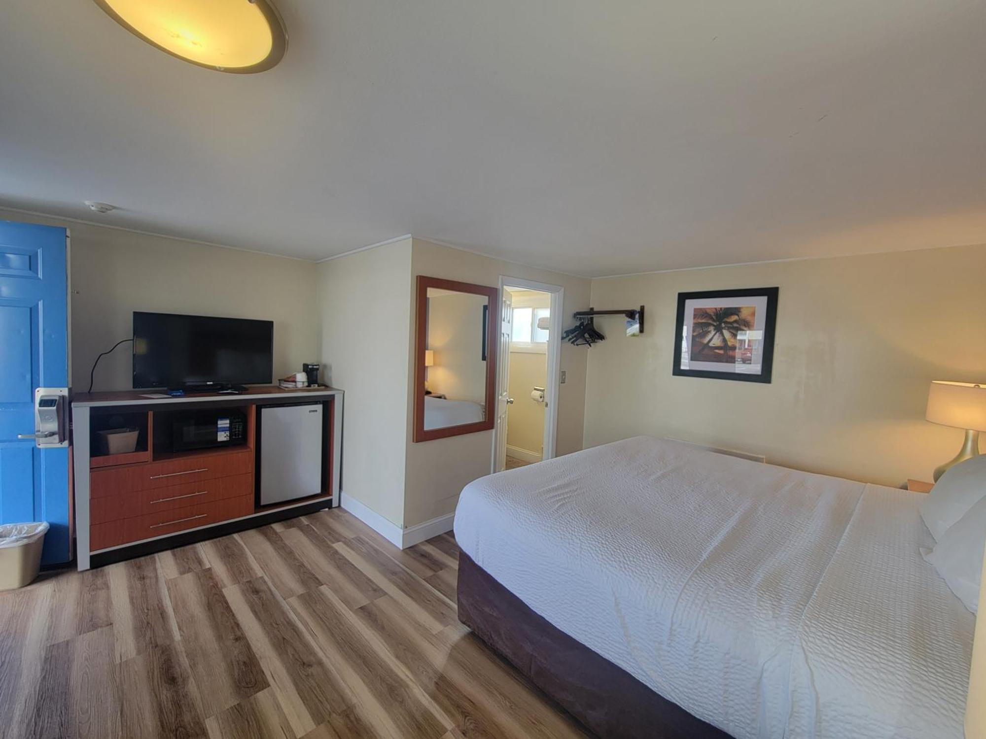 Days Inn By Wyndham - Cape Cod West Yarmouth Εξωτερικό φωτογραφία