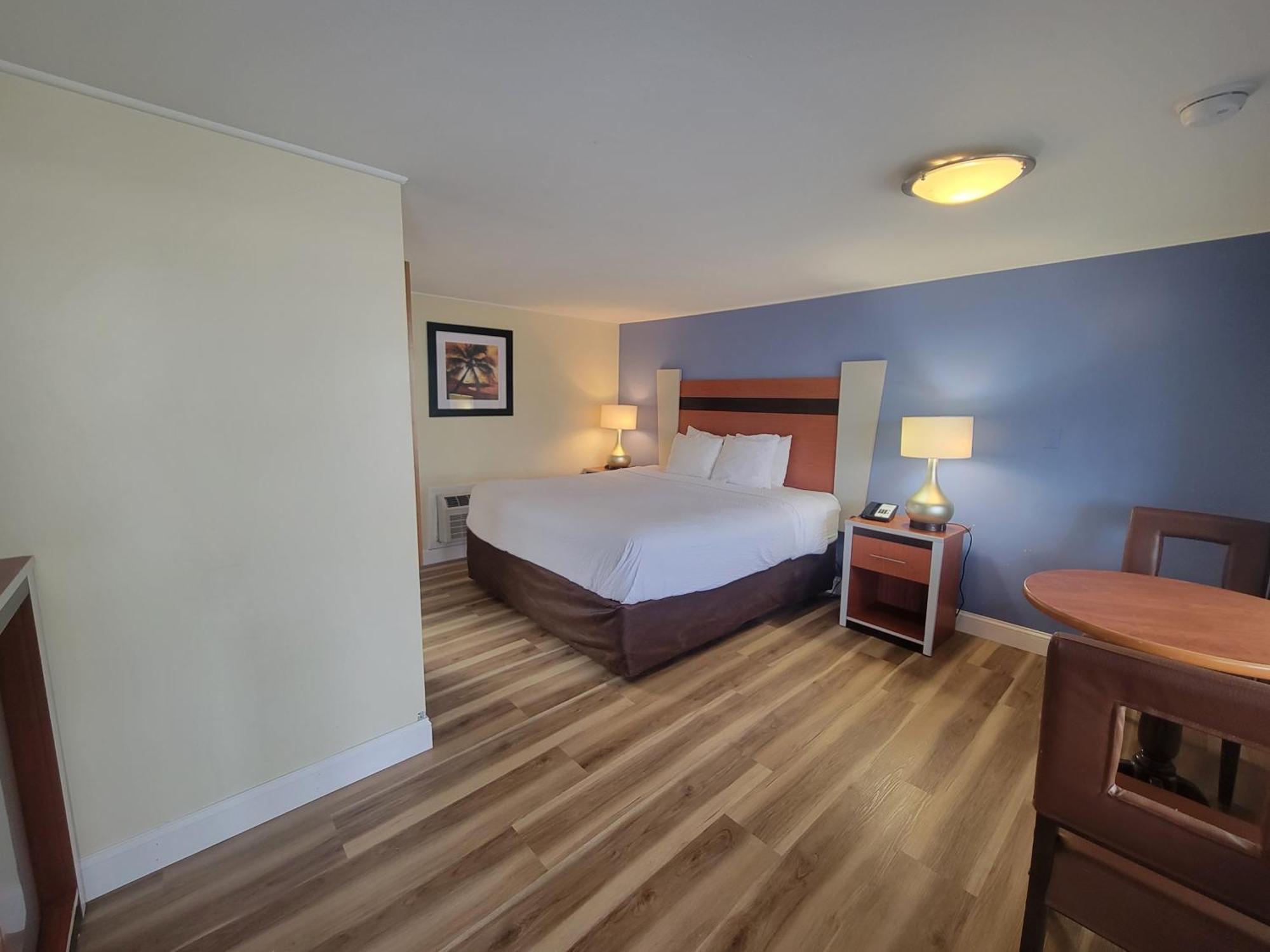 Days Inn By Wyndham - Cape Cod West Yarmouth Εξωτερικό φωτογραφία