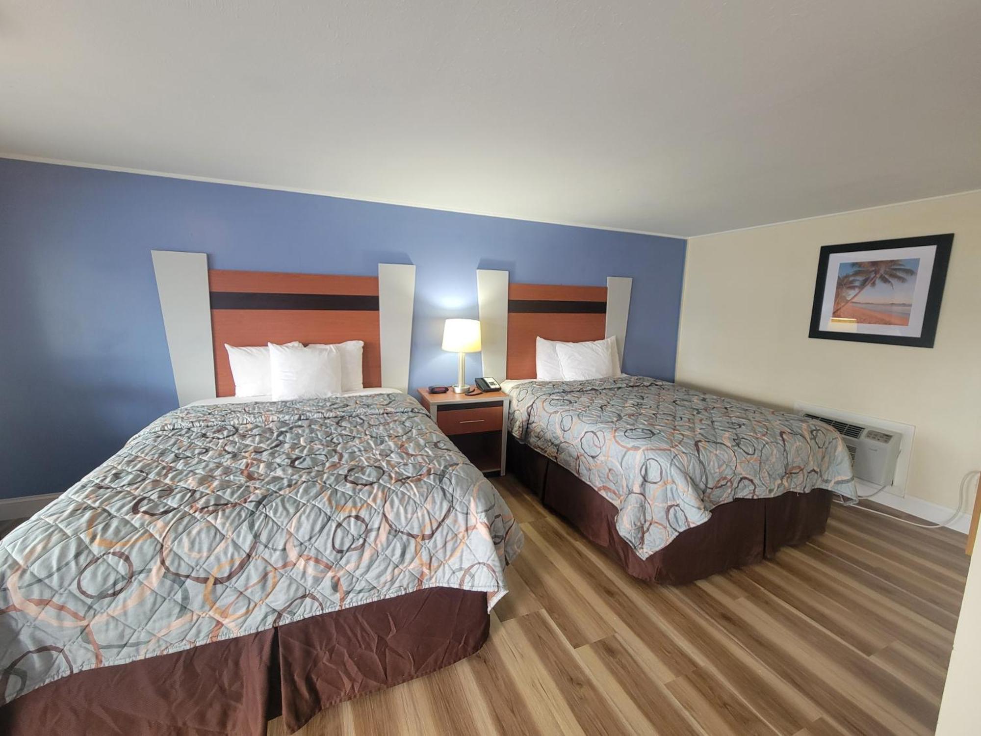 Days Inn By Wyndham - Cape Cod West Yarmouth Εξωτερικό φωτογραφία