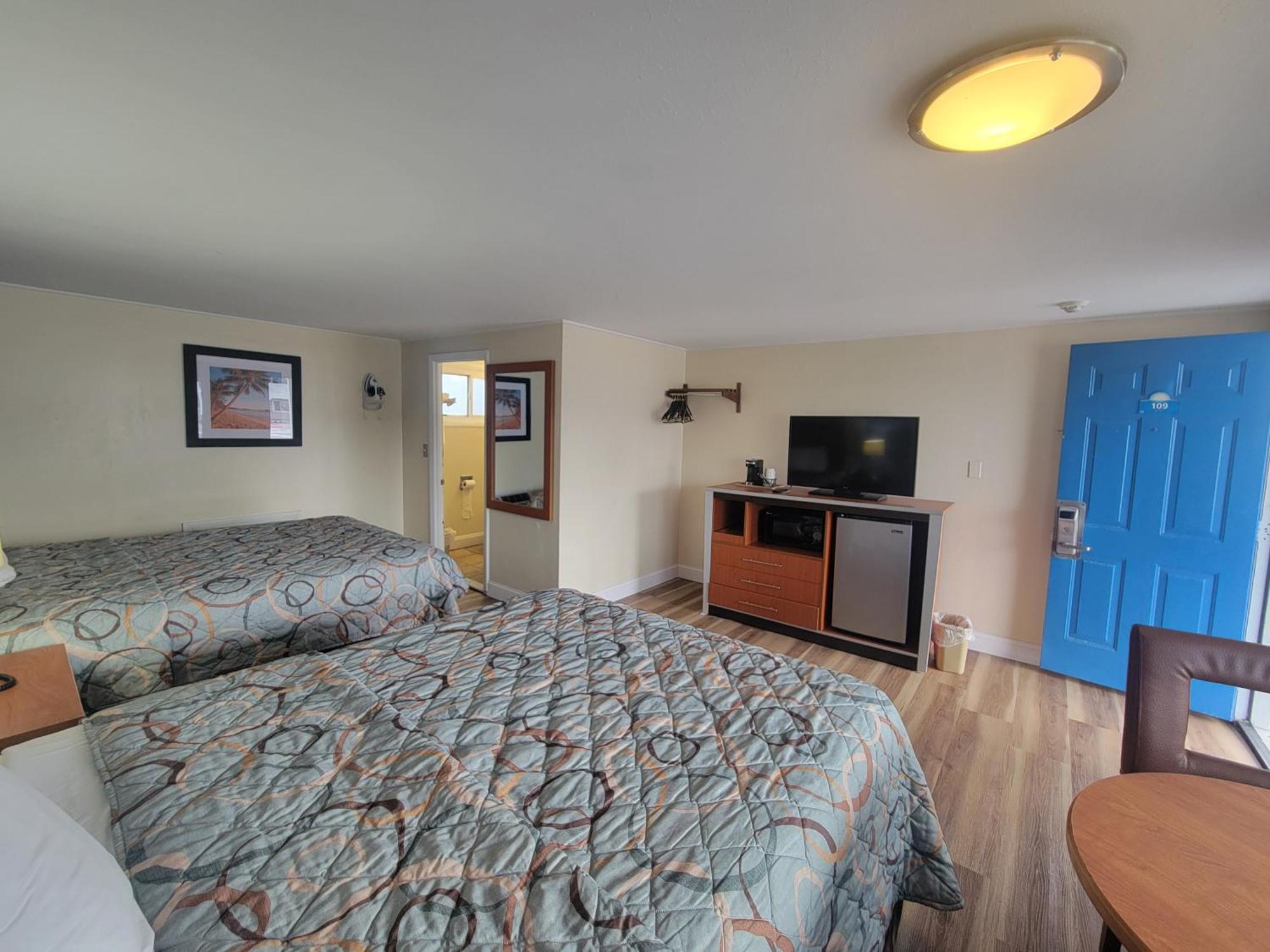Days Inn By Wyndham - Cape Cod West Yarmouth Εξωτερικό φωτογραφία