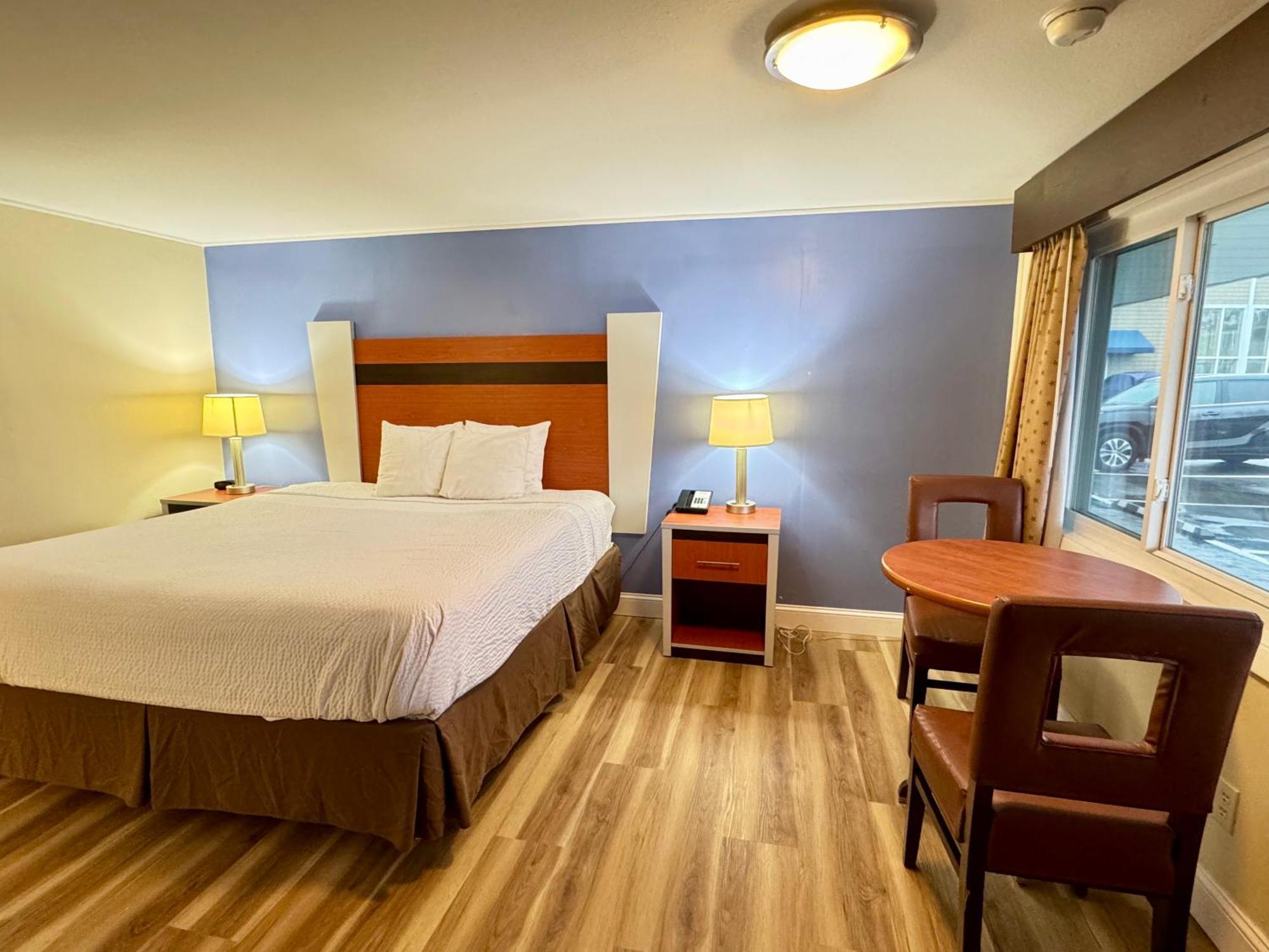 Days Inn By Wyndham - Cape Cod West Yarmouth Εξωτερικό φωτογραφία